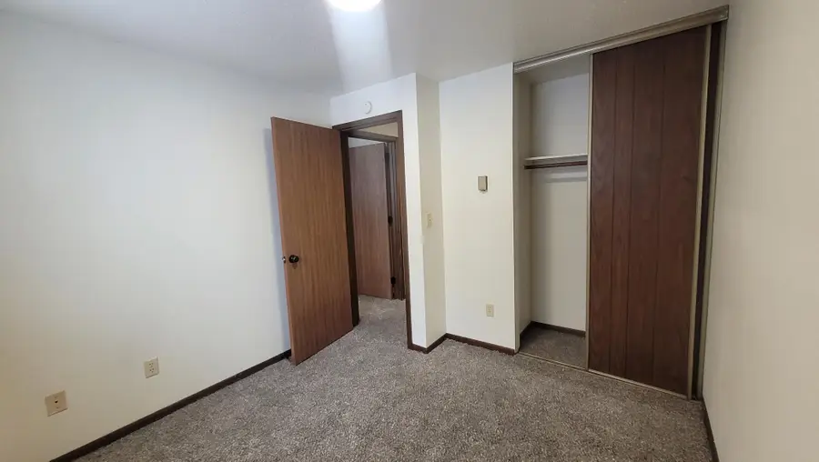 3202-3204 10th Avenue N, Fargo, ND 58102 - Image #2