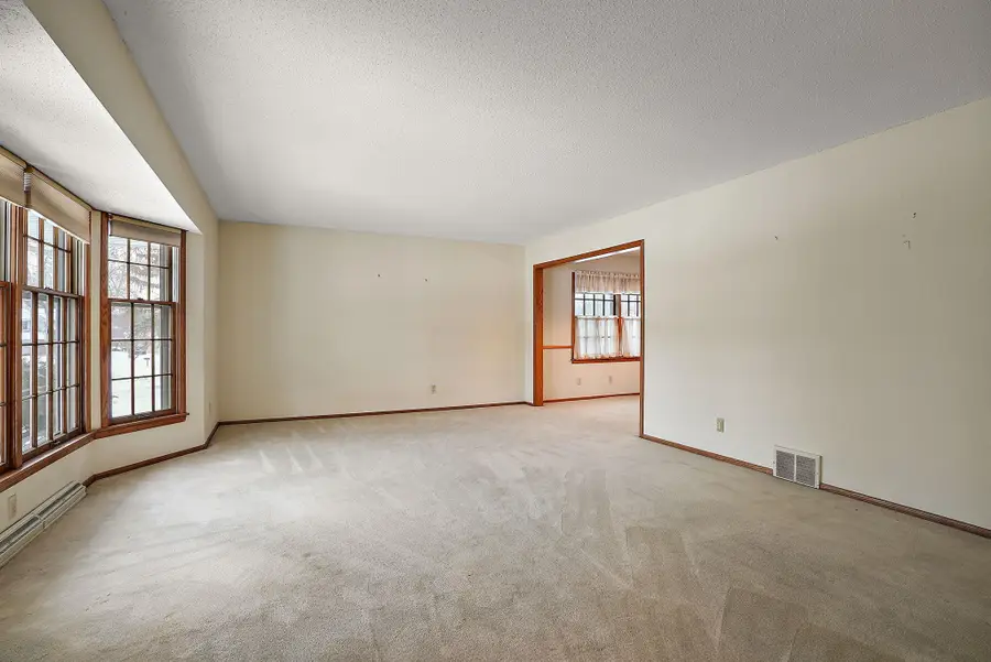 3221 Ensign Avenue N, New Hope, MN 55427 - Image #3