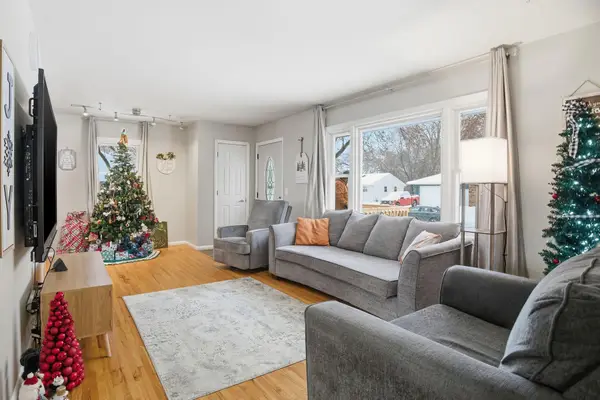 6110 Regent Avenue N, Brooklyn Center, MN 55429