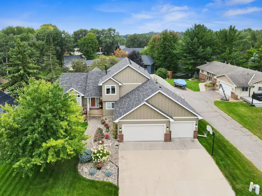 7024 135th Street W, Apple Valley, MN 55124 - Image #2