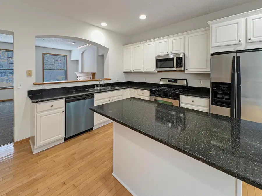 8322 Labont Way, Eden Prairie, MN 55344 - #2