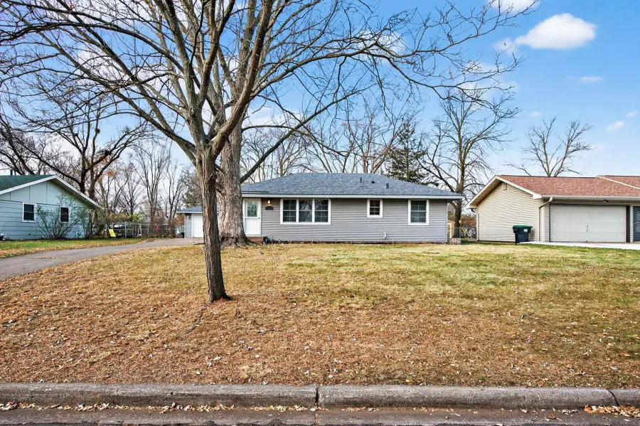 11424 Xavis Street Nw, Coon Rapids, MN 55433 - Image #2