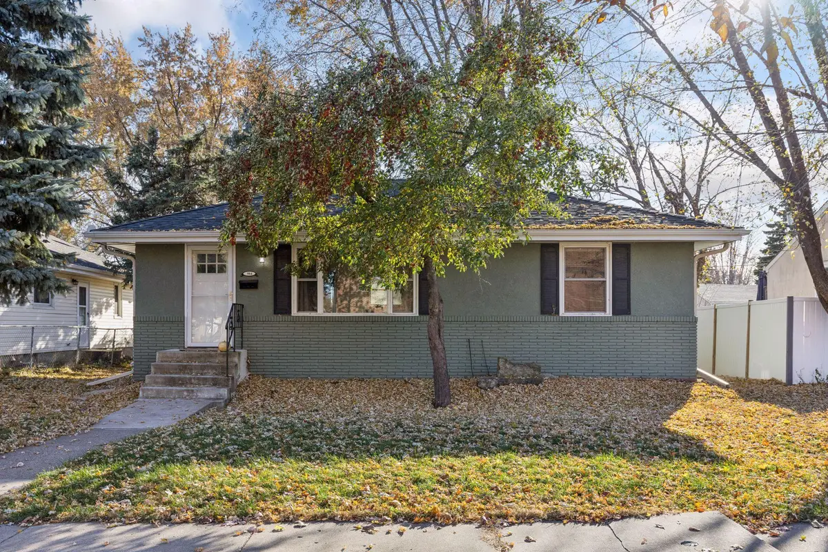 984 Tuscarora Avenue, Saint Paul, MN 55102 - #1