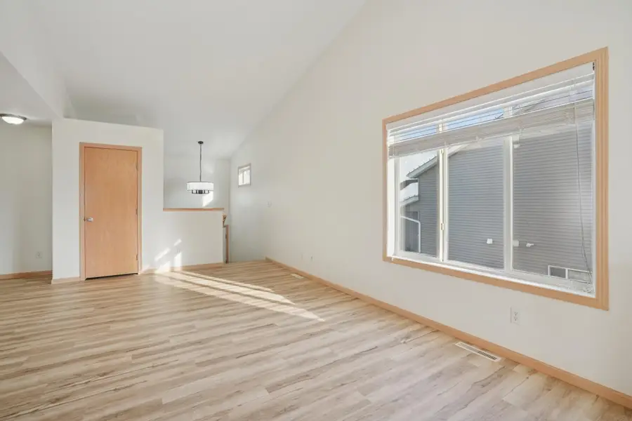 1051 38 1/2 Avenue W, West Fargo, ND 58078 - Image #3