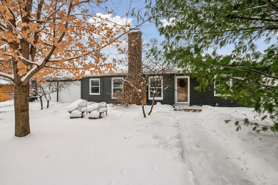 2941 Noble Avenue N, Golden Valley, MN 55422 - Image #2