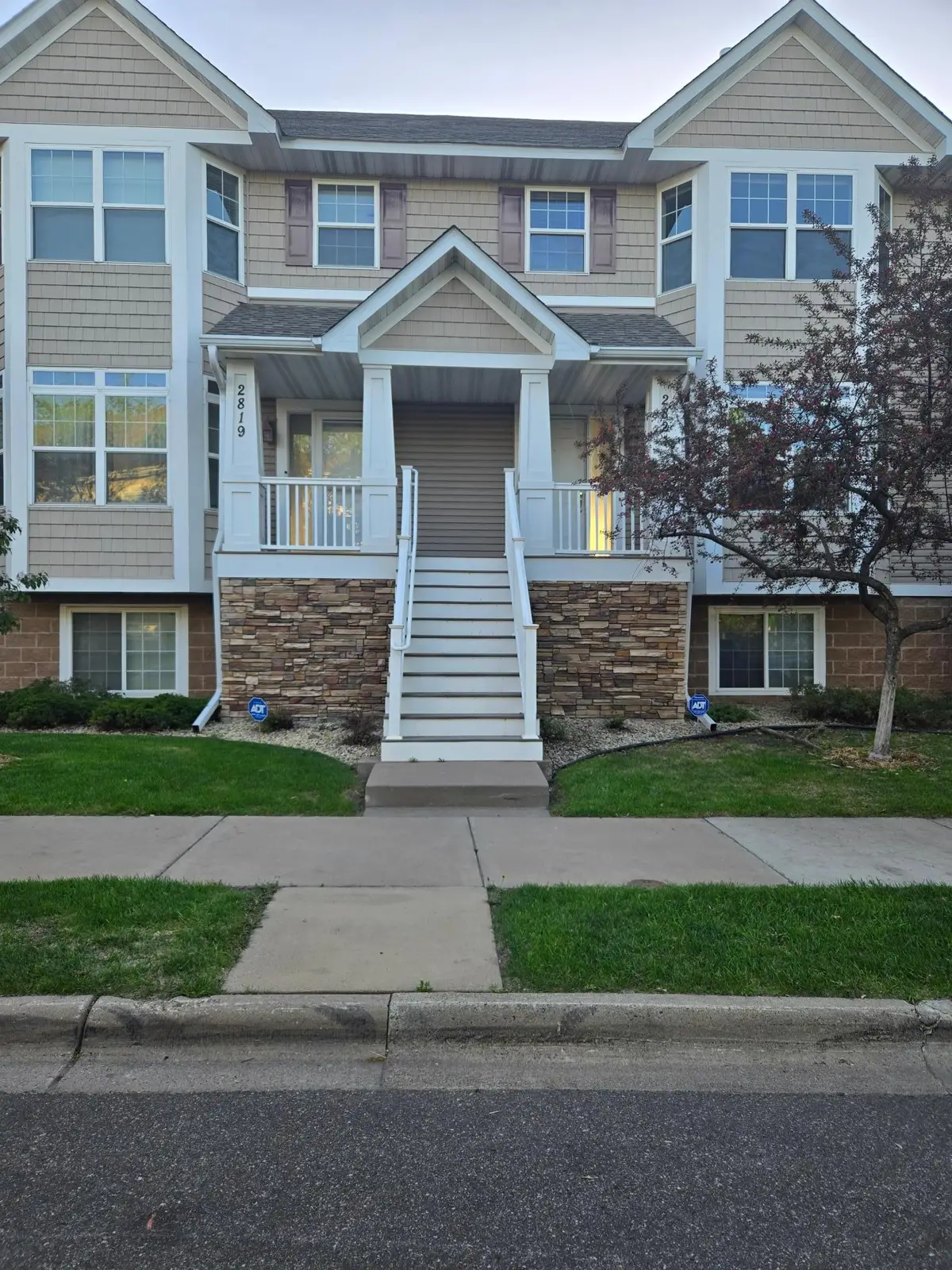 2821 Arona Street, Roseville, MN 55113 - Image #1