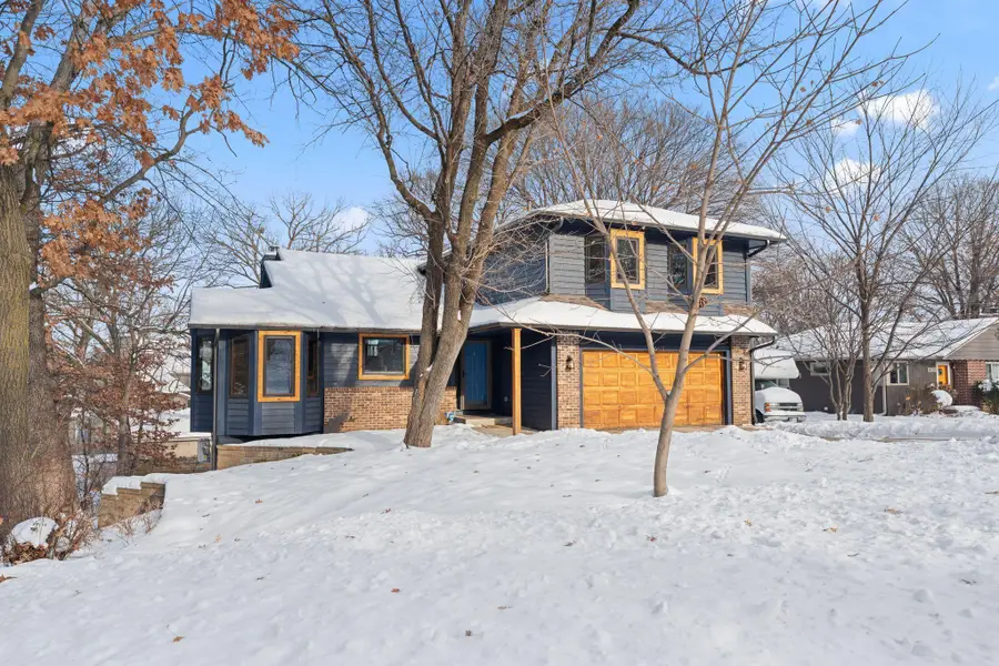 6418 25th Street N, Oakdale, MN 55128 - Image #2