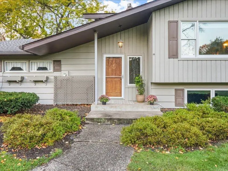 1828 Oak Ridge Drive, New Richmond, WI 54017 - #2