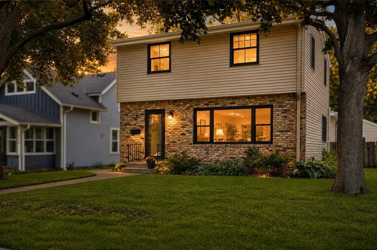 218 11th Avenue N, Hopkins, MN 55343 - #1