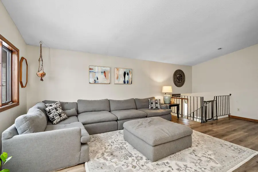 2805 Brookview Drive, Burnsville, MN 55337 - #3