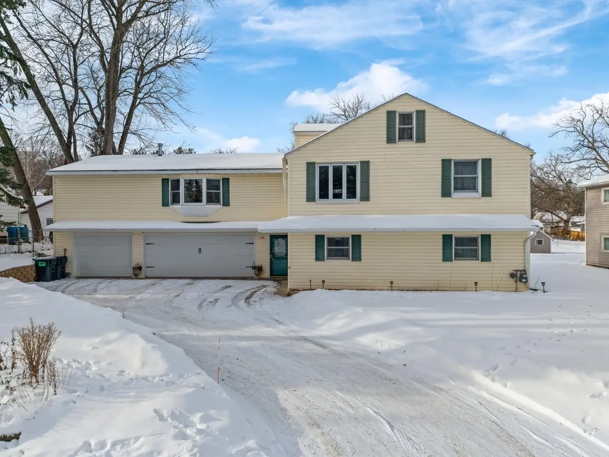 425 19th Avenue Sw, Rochester, MN 55902 - Image #1