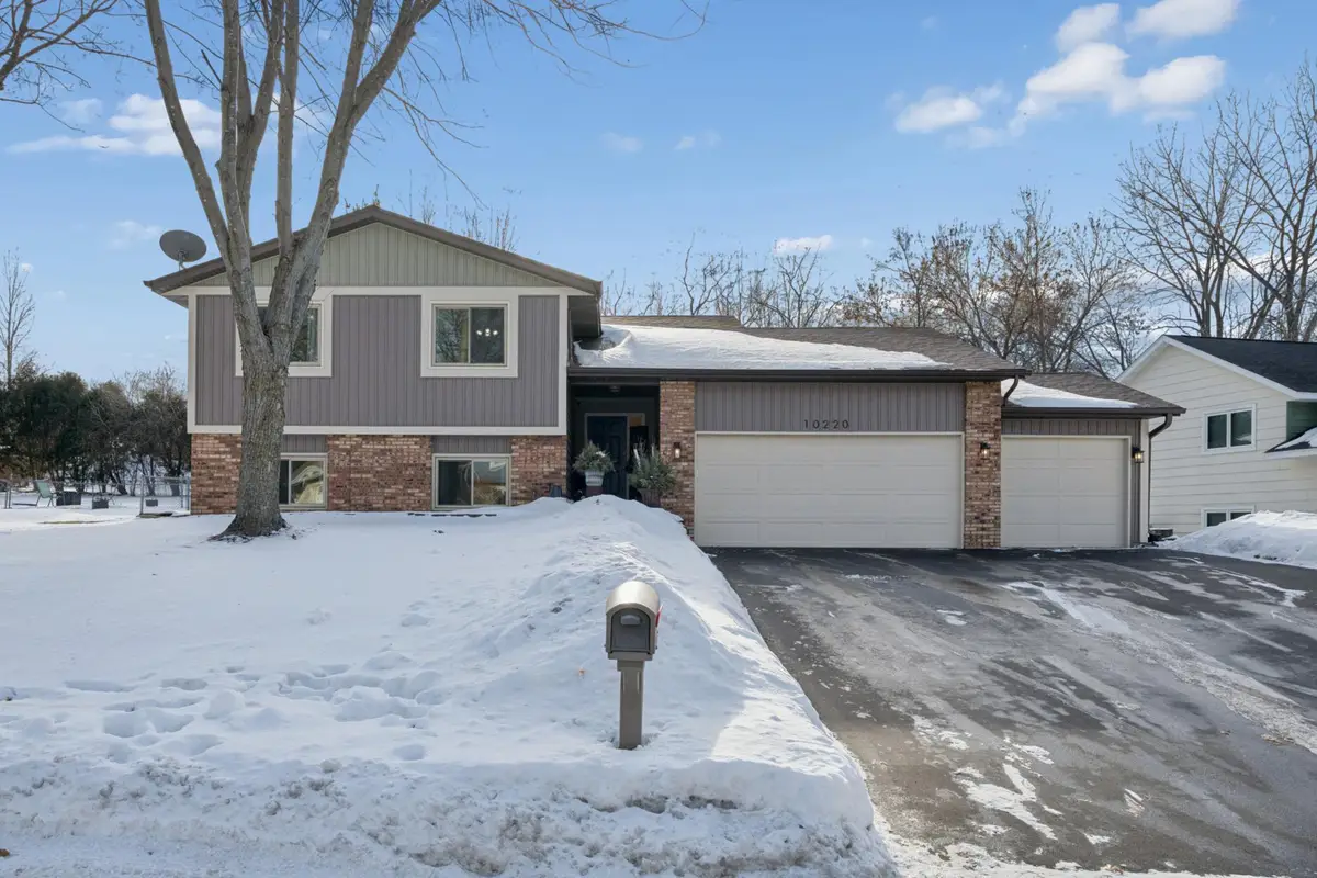 10220 Upper 178th Street W, Lakeville, MN 55044 - Image #1