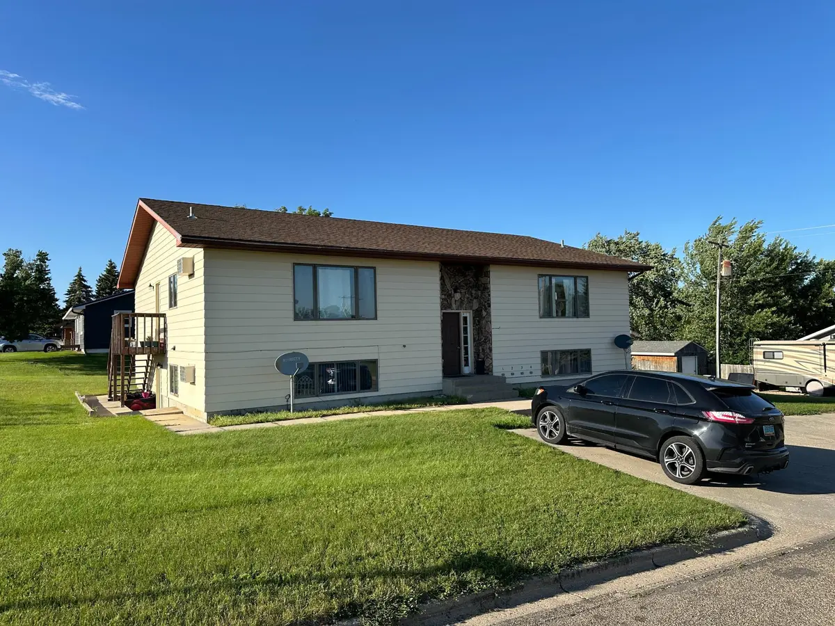 411 11th Avenue W, Lisbon, ND 58054 - #1