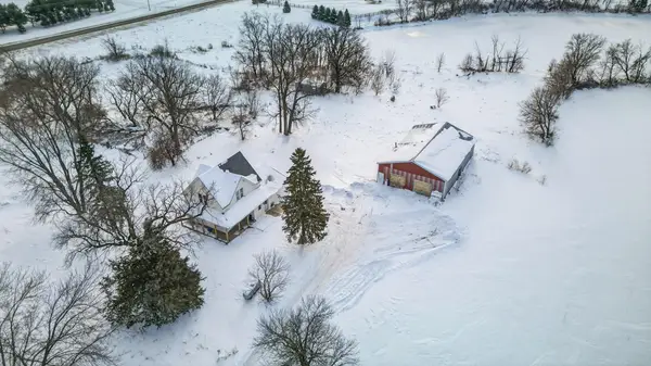 3724 345th Avenue Ne, Cambridge, MN 55008