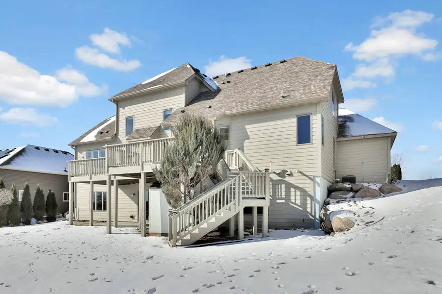 3020 Carey Heights Drive, Maplewood, MN 55109 - #3