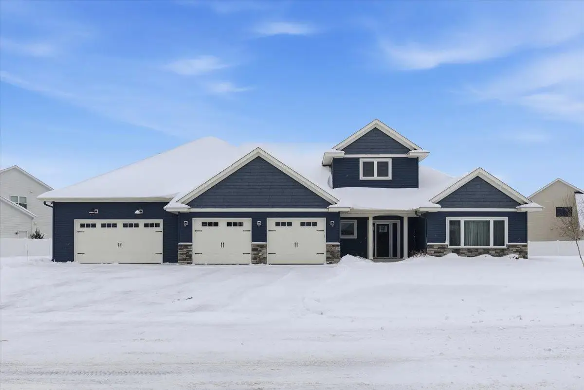 2035 Sandstone Loop N, Sartell, MN 56377 - Image #1