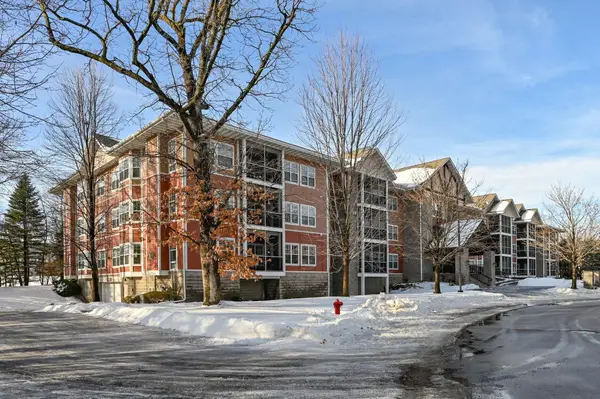 9165 Comstock Lane N #204, Maple Grove, MN 55311