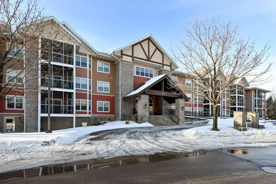 9165 Comstock Lane N #204, Maple Grove, MN 55311 - Image #2