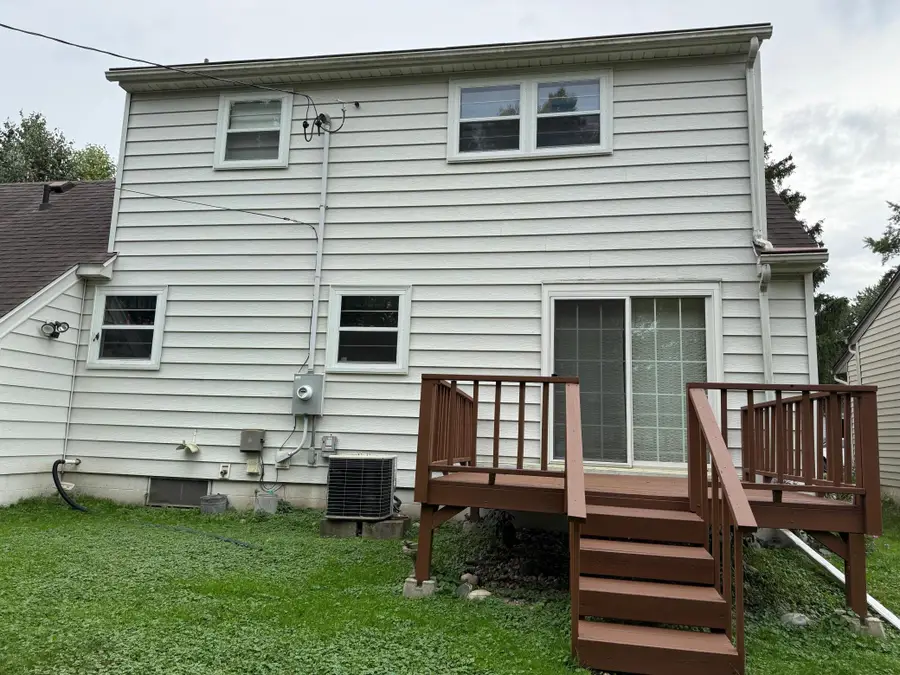 16 Bruce Court, Mankato, MN 56001 - Image #2