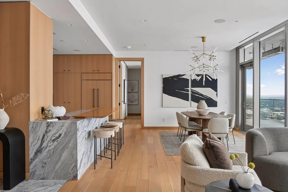 255 Hennepin Avenue #3304, Minneapolis, MN 55401 - Image #1