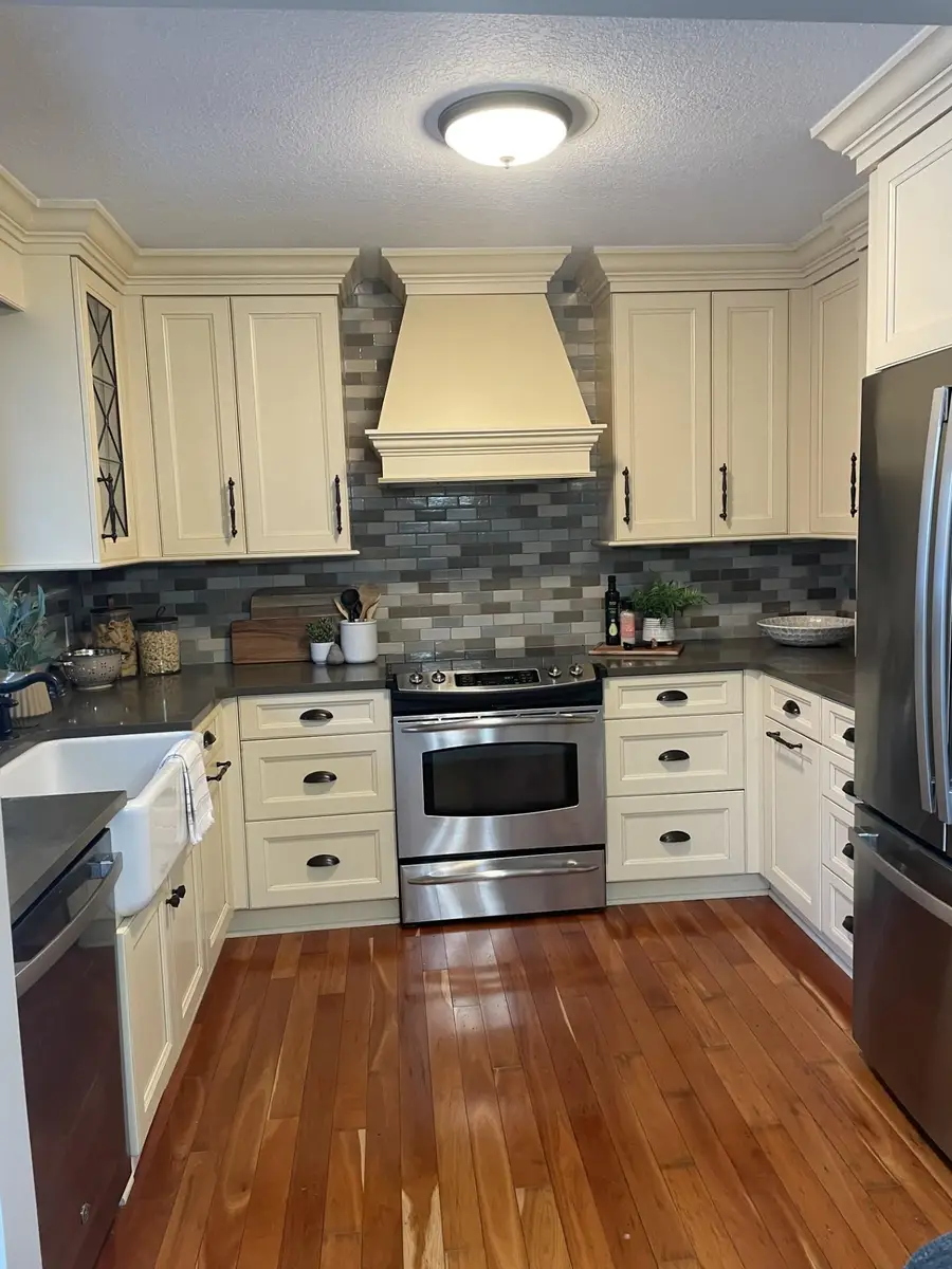 499 Wheeler Drive, Excelsior, MN 55331 - Image #2