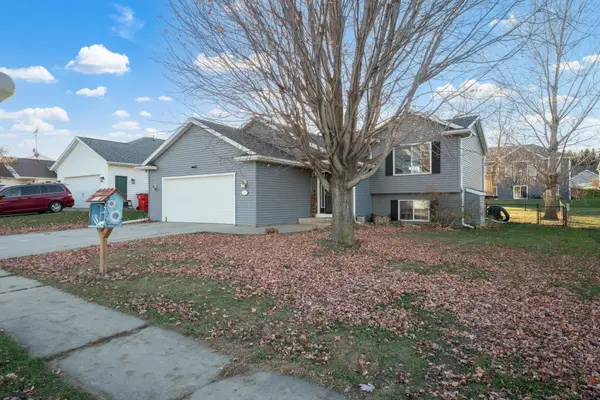 807 5th Avenue Nw, Dodge Center, MN 55927