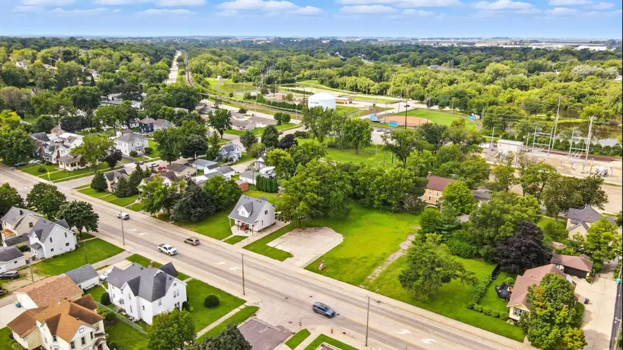 330 S Oak Avenue, Owatonna, MN 55060 - Image #2