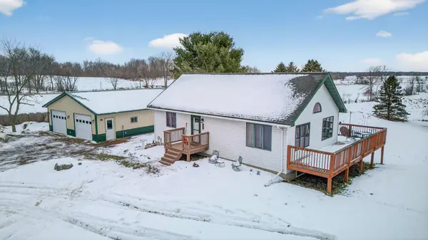 7906 Birchview Road, Grasston, MN 55030