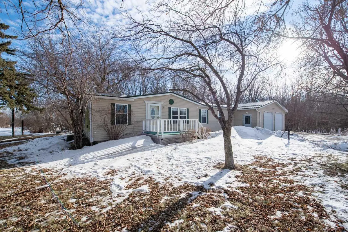 37026 710th Avenue, Saint James, MN 56081 - Image #1