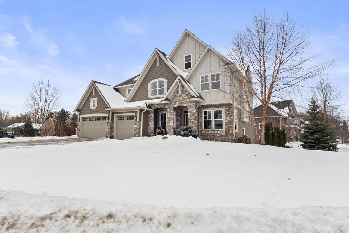 148 Wildwood Court, Mahtomedi, MN 55115 - Image #1