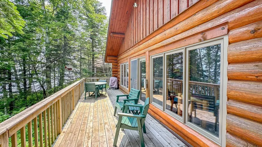 405 Cliff House Road, Lutsen, MN 55612 - Image #2