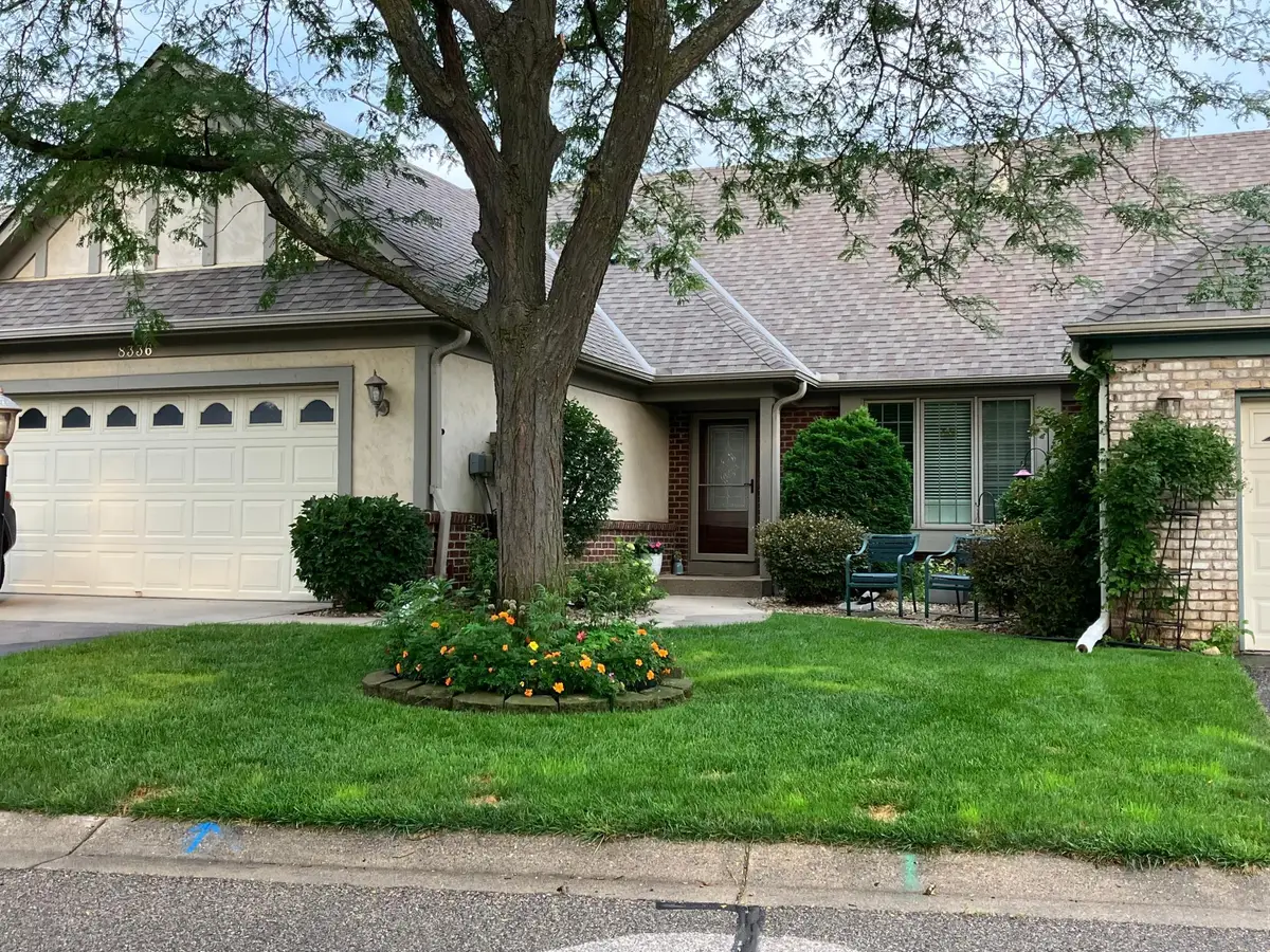 8336 Suffolk Drive, Chanhassen, MN 55317 - #1