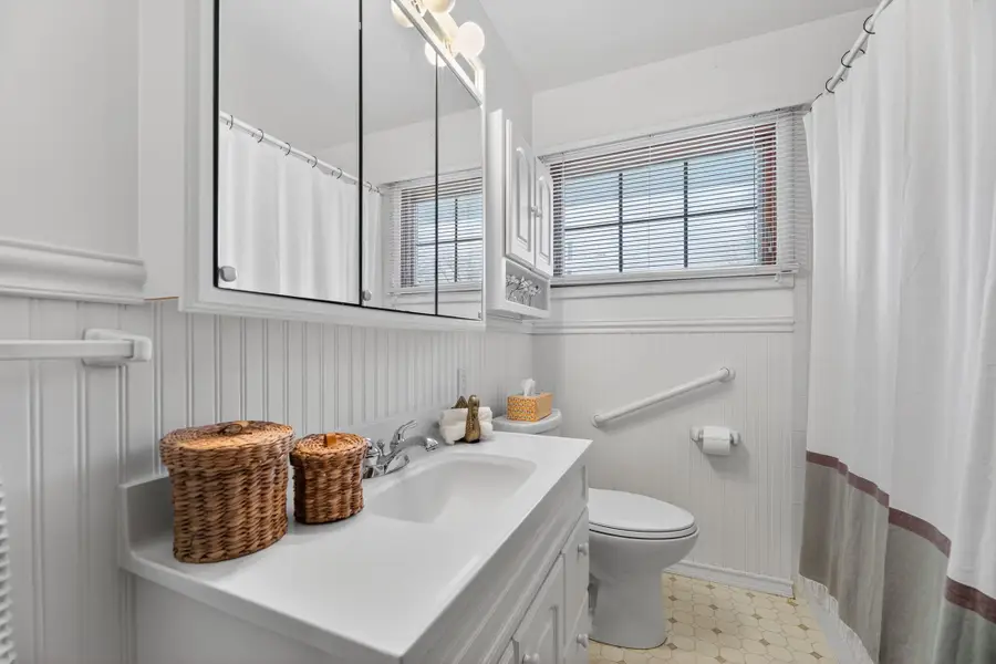 10318 York Lane, Bloomington, MN 55431 - Image #3