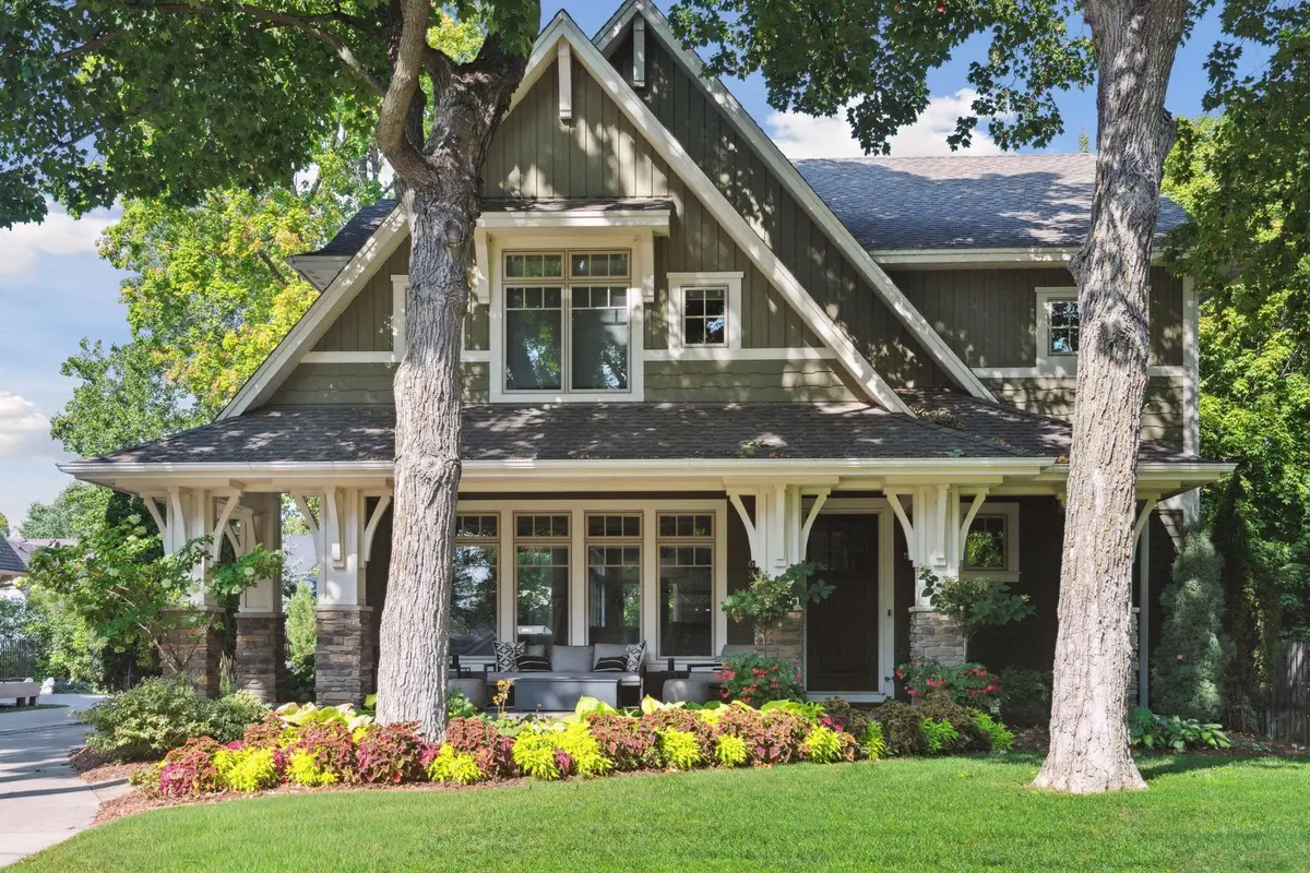 633 Park Street E, Wayzata, MN 55391 - Image #1