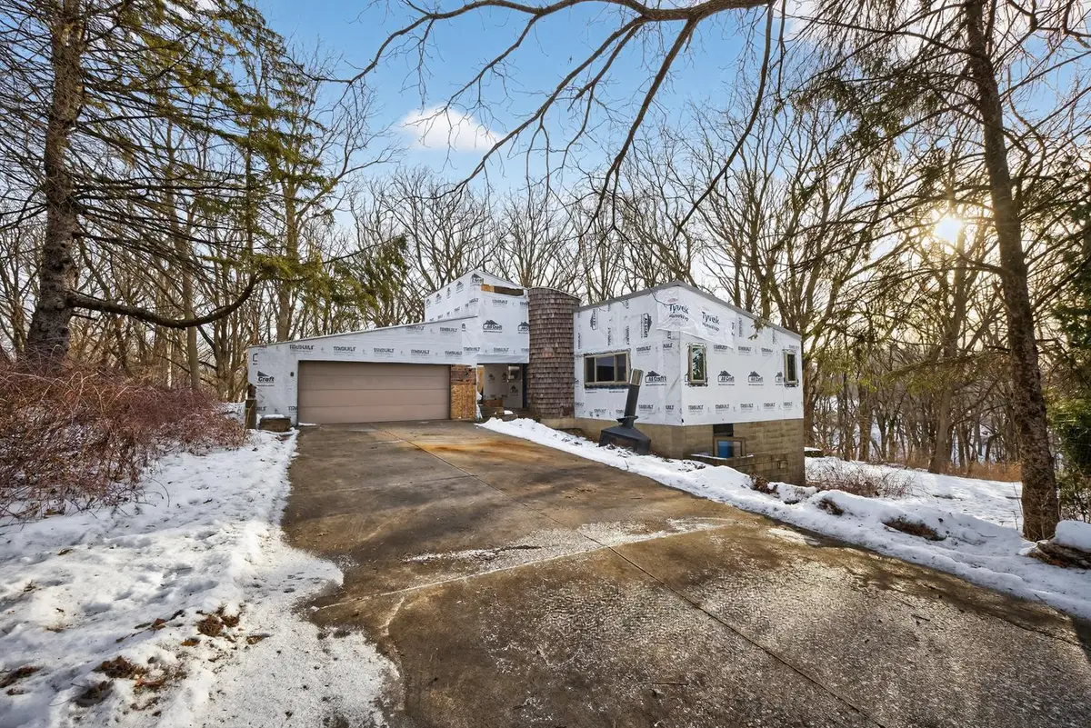 3732 Valleyridge Court Ne, Rochester, MN 55906 - Image #1