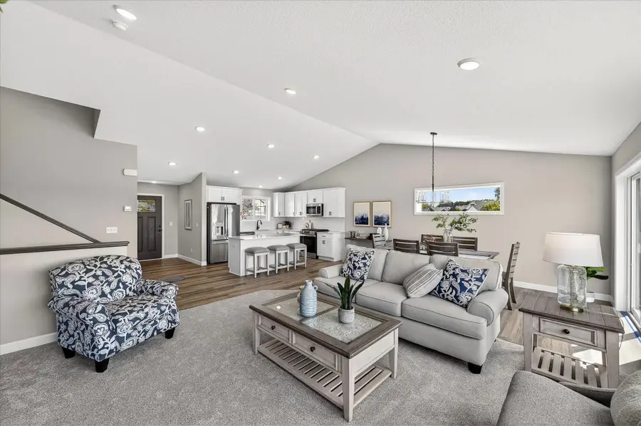 1401 Woods Road Ne, Isanti, MN 55040 - #3