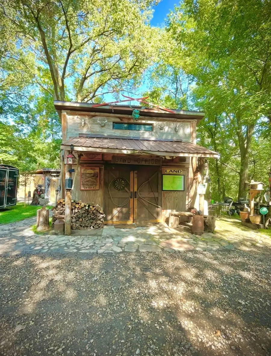 na Na, Albert Lea, MN 56007 - #2