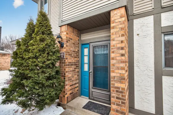 425 Shelard Parkway #102, Saint Louis Park, MN 55426