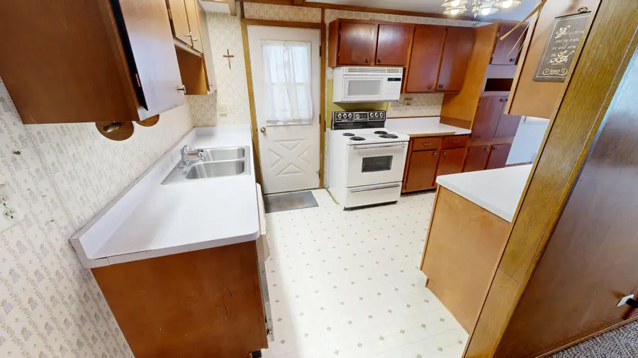 172 Lakeview Drive, Spicer, MN 56288 - #3