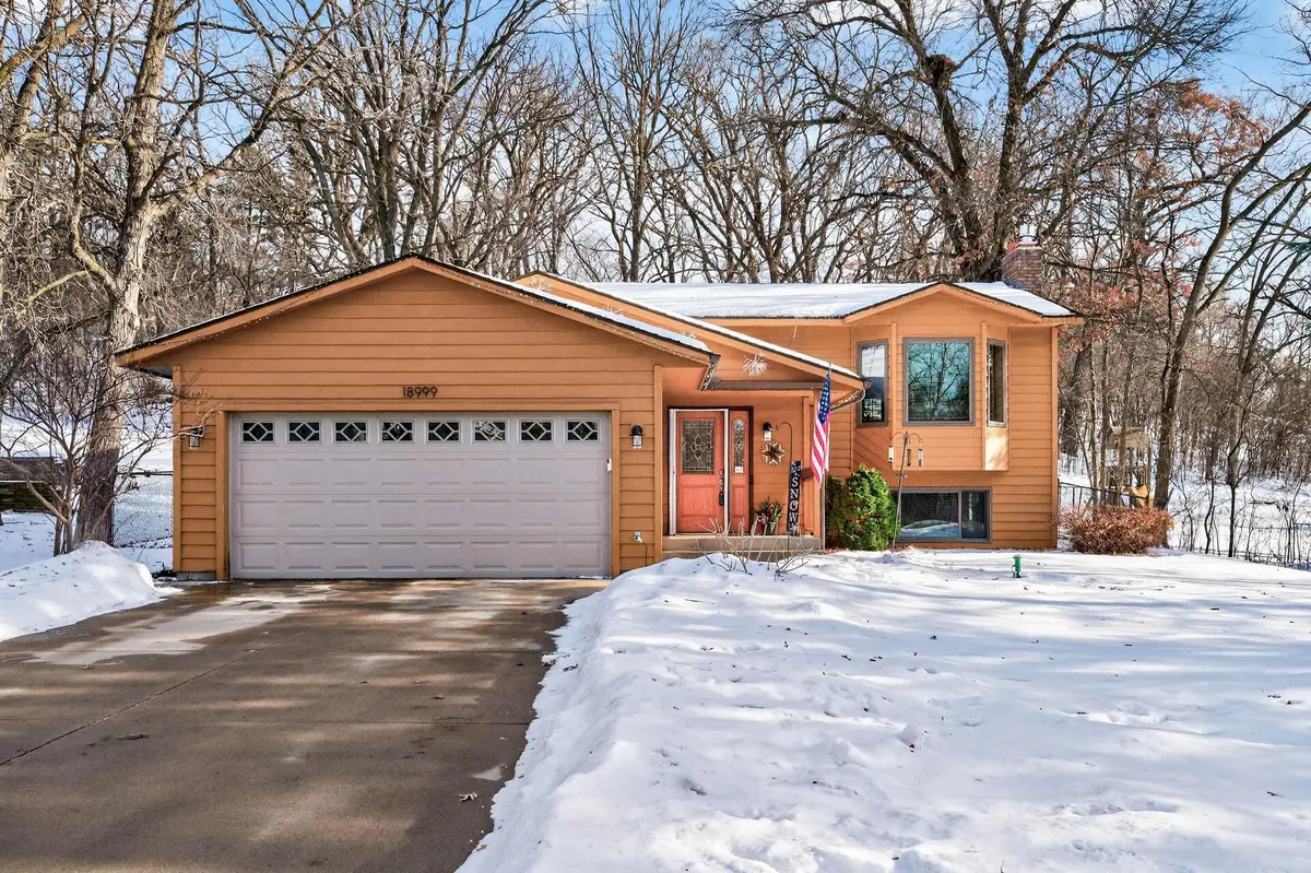 18999 Dodge Street Nw, Elk River, MN 55330 - Image #1