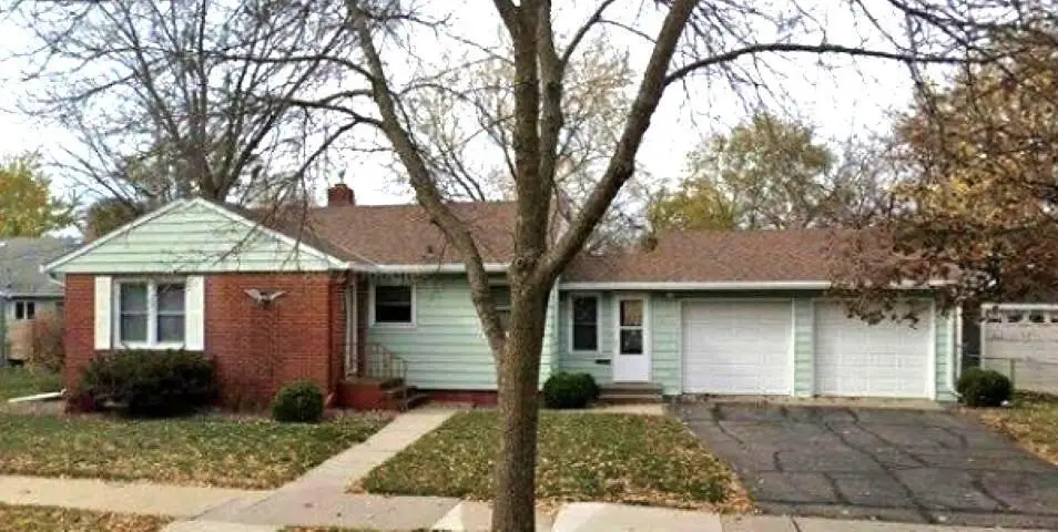 27 22nd Avenue N, Saint Cloud, MN 56303 - Image #1