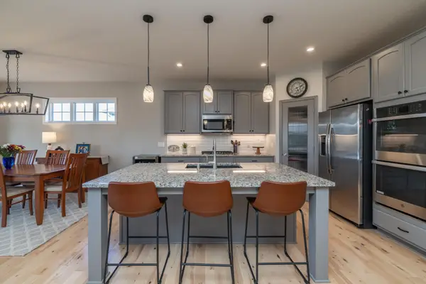 7997 183rd Street W, Lakeville, MN 55044