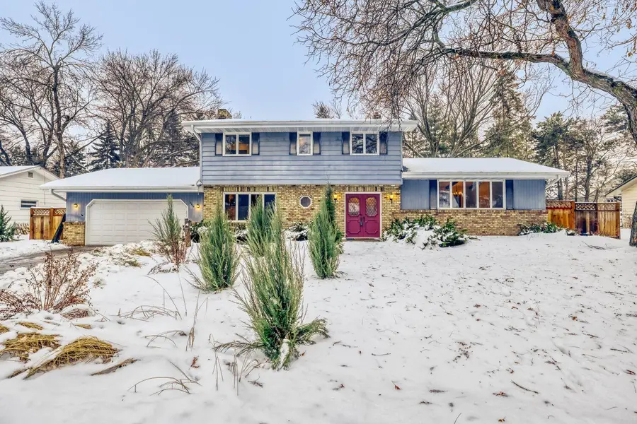 2574 Oak Drive, White Bear Lake, MN 55110 - Image #2