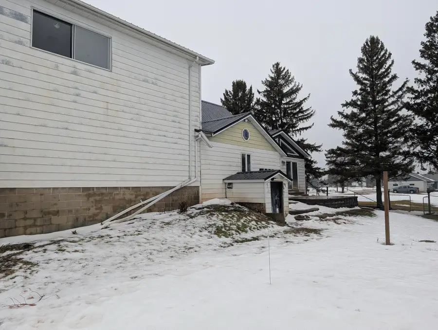 740 E Broadway, Plainview, MN 55964 - Image #3
