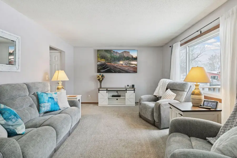 8868 89th Street Circle S, Cottage Grove, MN 55016 - Image #2