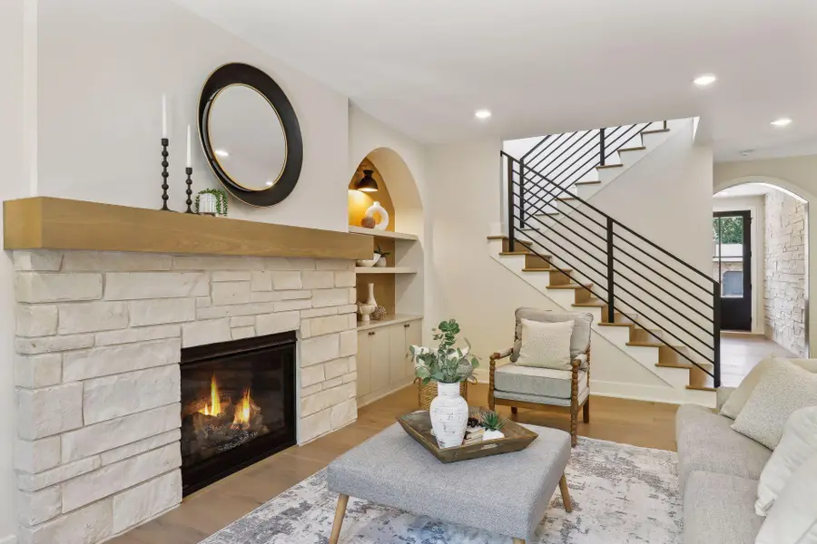 5304 Hollywood Road, Edina, MN 55436 - #3