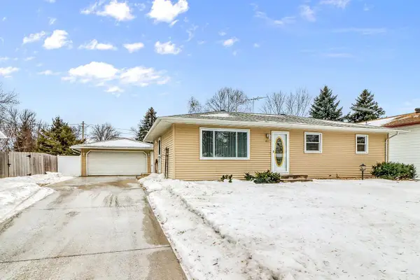 419 Brook Avenue, Moorhead, MN 56560