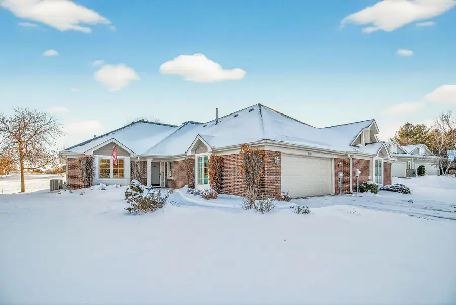8810 Pointe Vista Drive, Victoria, MN 55386 - Image #2