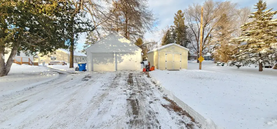 710 Johnson Street, Henning, MN 56551 - #3