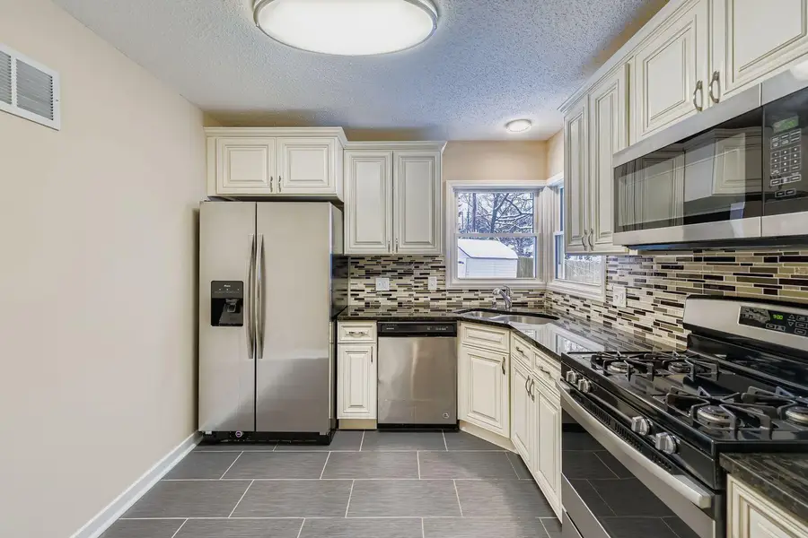 2265 Kentucky Lane, Saint Louis Park, MN 55426 - Image #3